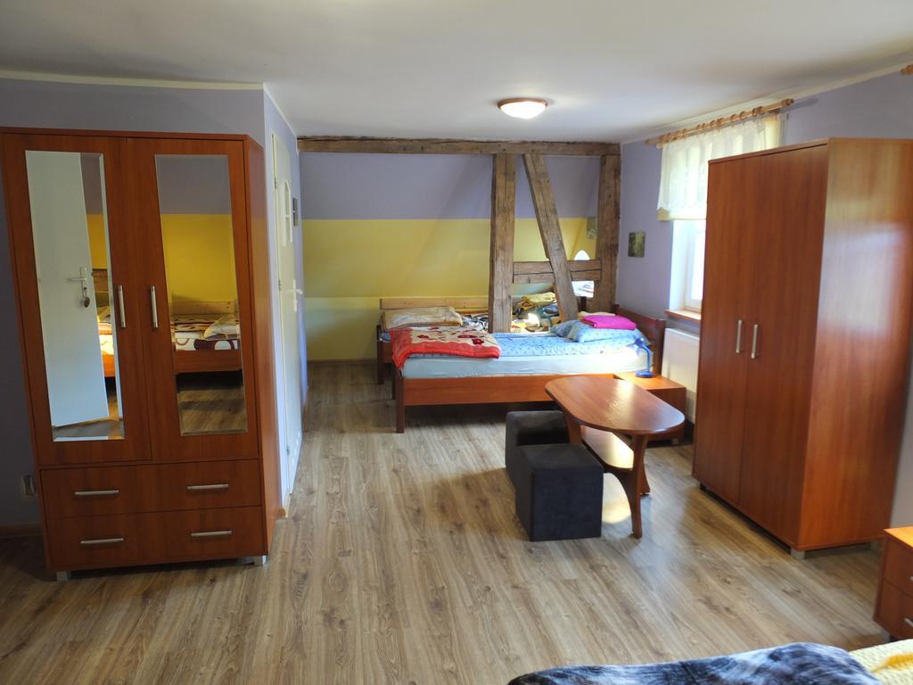 Dwor Klewiny Villa Ngoại thất bức ảnh